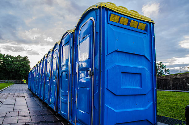 Portable Toilet Options We Offer in Oakwood, PA